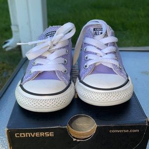 Converse Infant sneakers size 4
